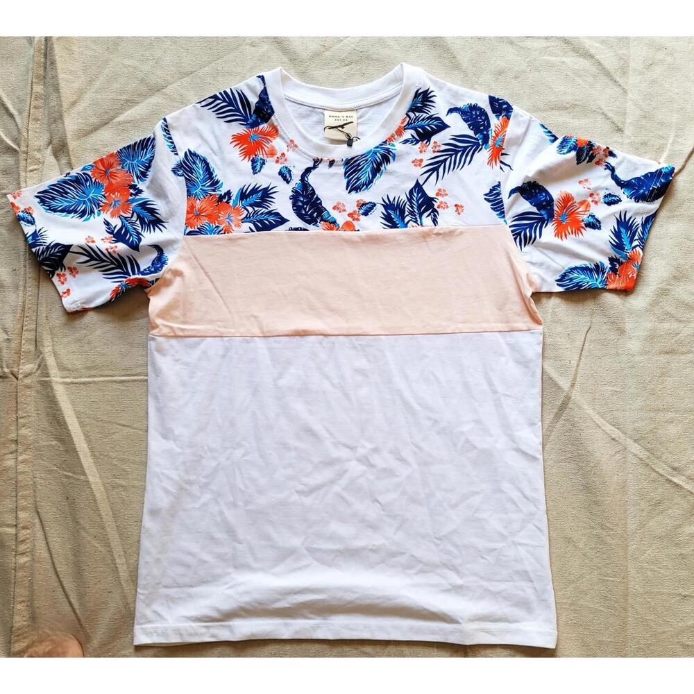 Men’s Large T-Shirt Floral & Pink Colorblock by Hawk's Bay